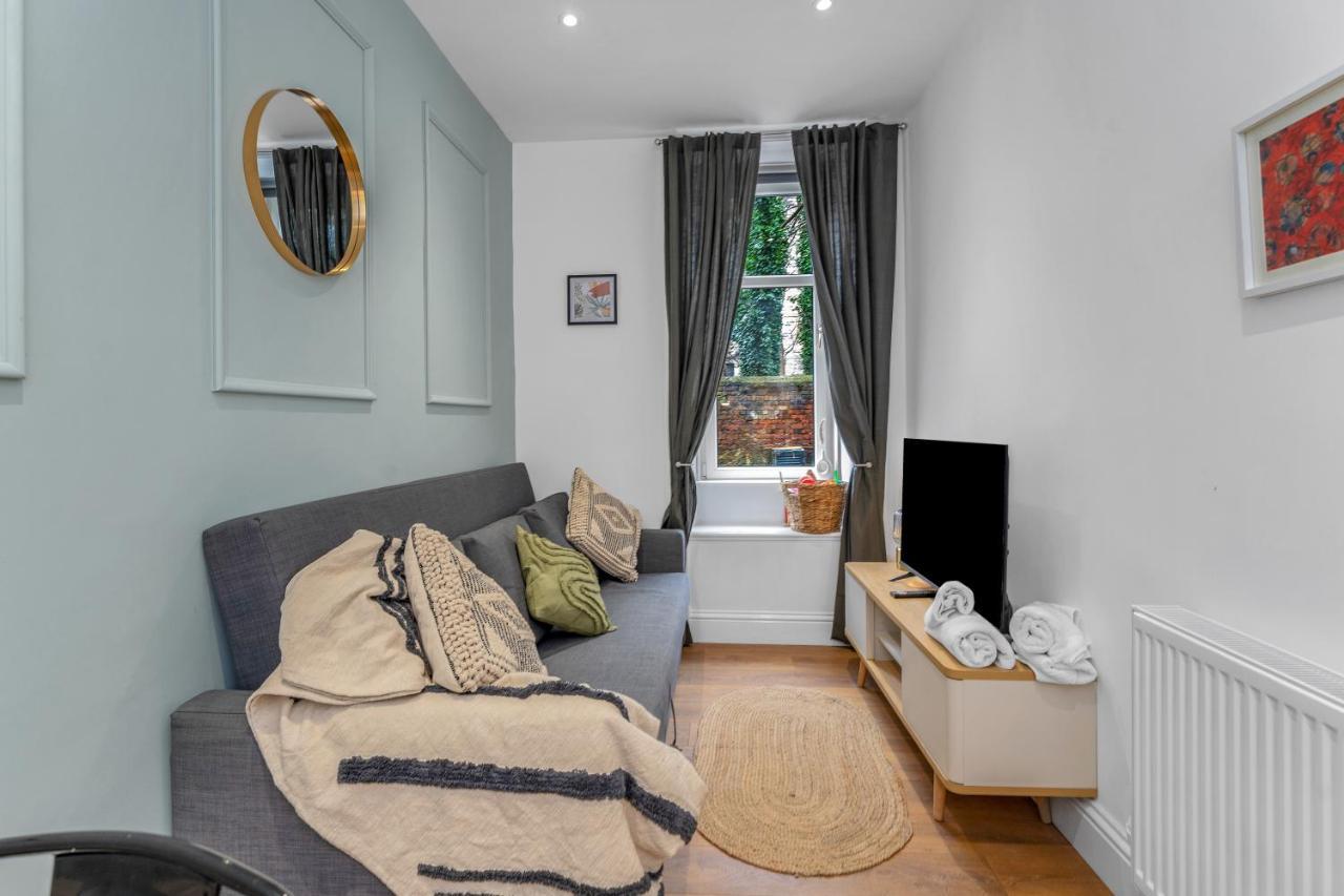 Cheerful Stays - Jamson Pl 3 Bed Apartment 에든버러 외부 사진
