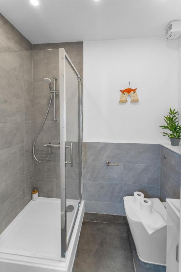 Cheerful Stays - Jamson Pl 3 Bed Apartment 에든버러 외부 사진