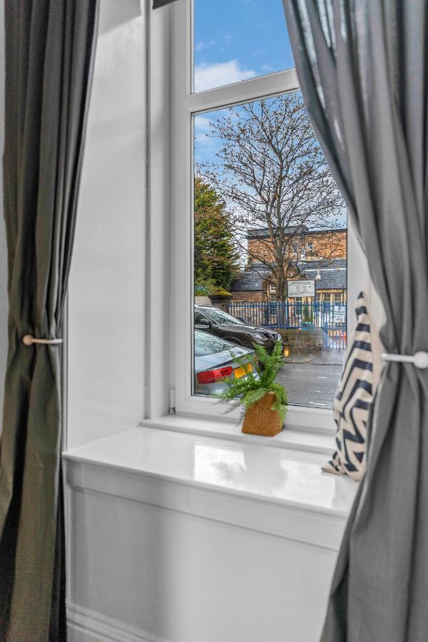 Cheerful Stays - Jamson Pl 3 Bed Apartment 에든버러 외부 사진