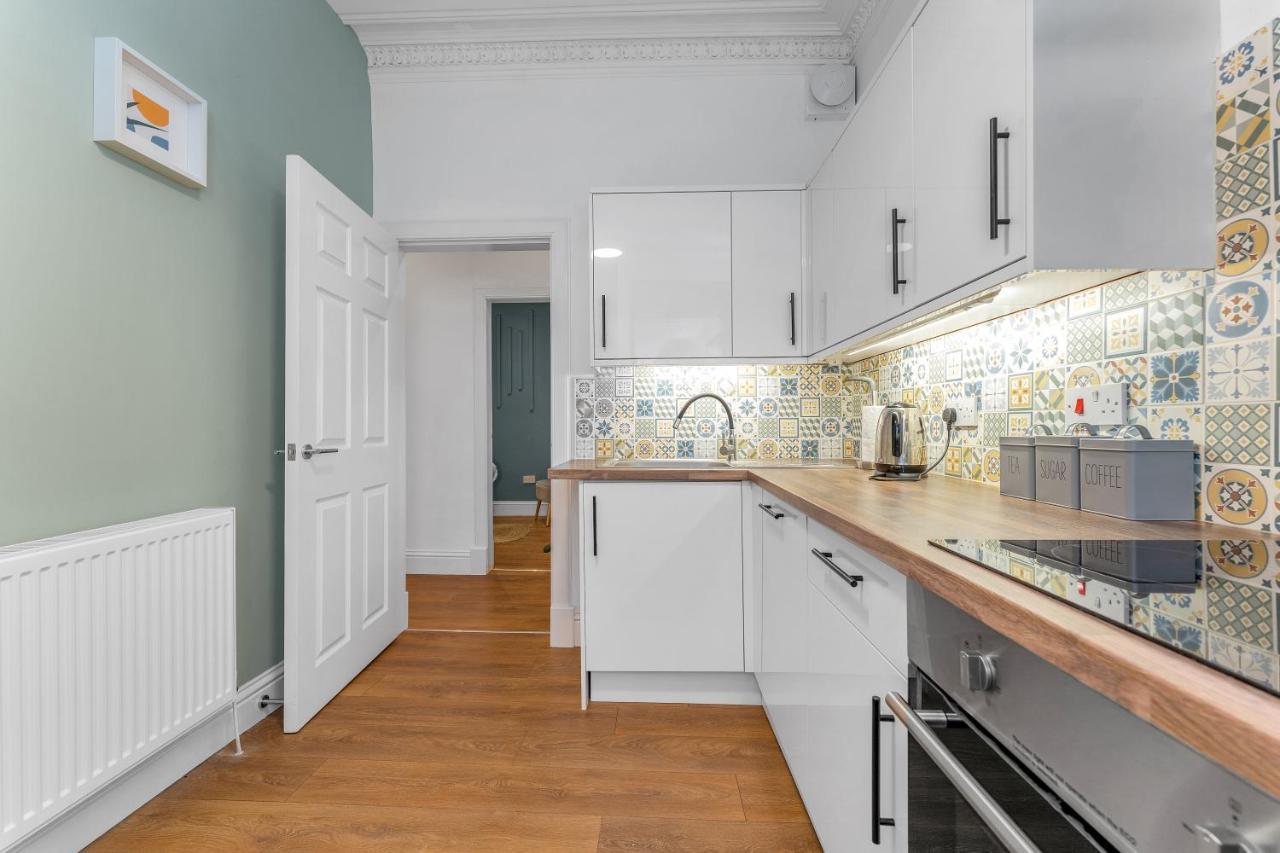 Cheerful Stays - Jamson Pl 3 Bed Apartment 에든버러 외부 사진